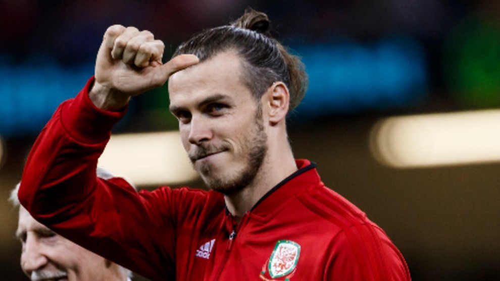 Gareth Bale with the Welsh national team.