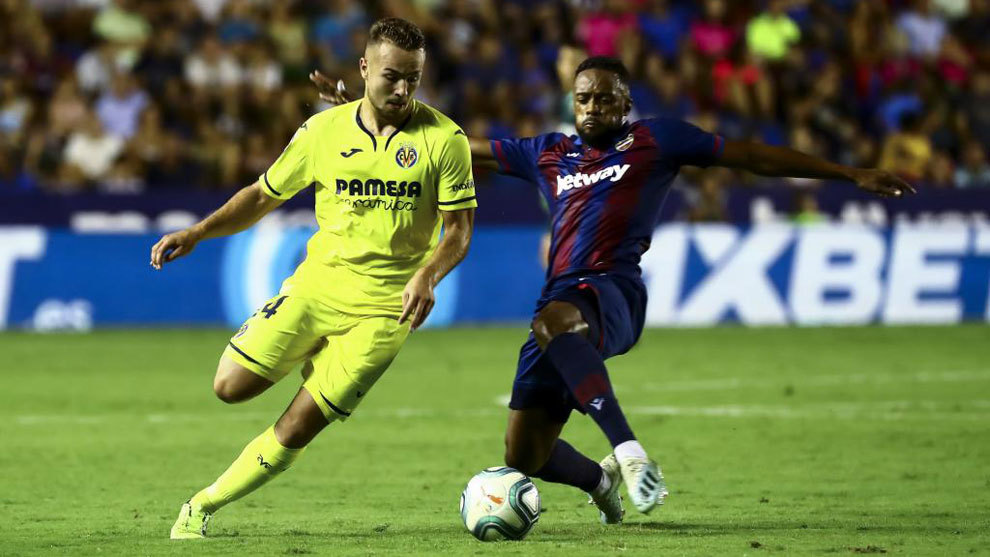 Ontiveros, el da de su debut con el Villarreal, ante el Levante