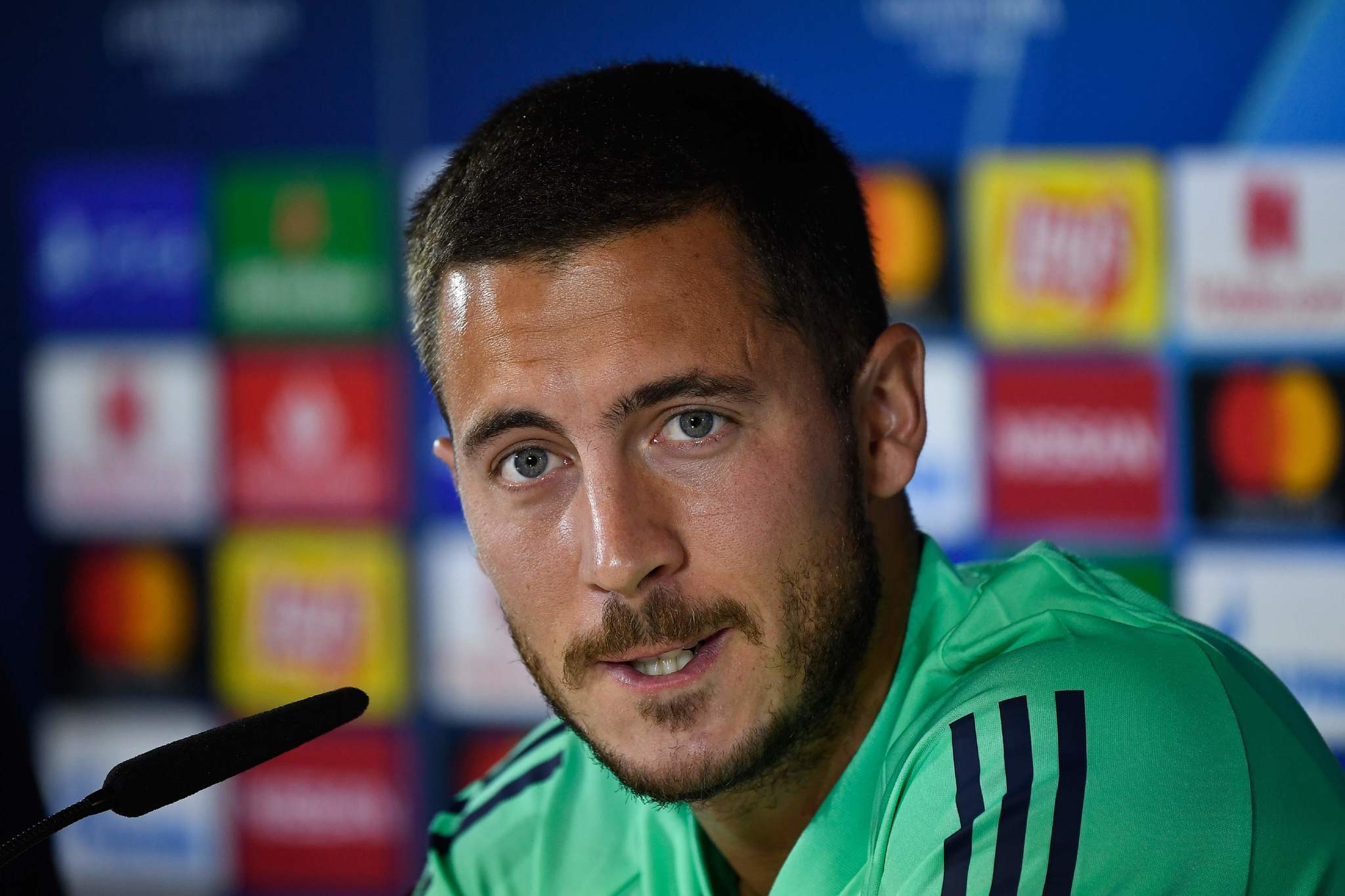 Real Madrids Belgian forward Eden <HIT>Hazard</HIT> gives a press conference at the Valdebebas training complex in the outskirts of Madrid, on September 30, 2019, on the eve of the UEFA Champions league Group A football match against Club Brugge. (Photo by PIERRE-PHILIPPE MARCOU / AFP)