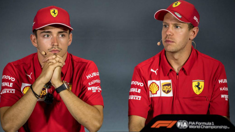Vettel y Leclerc, durante el Gran Premio de Singapur.