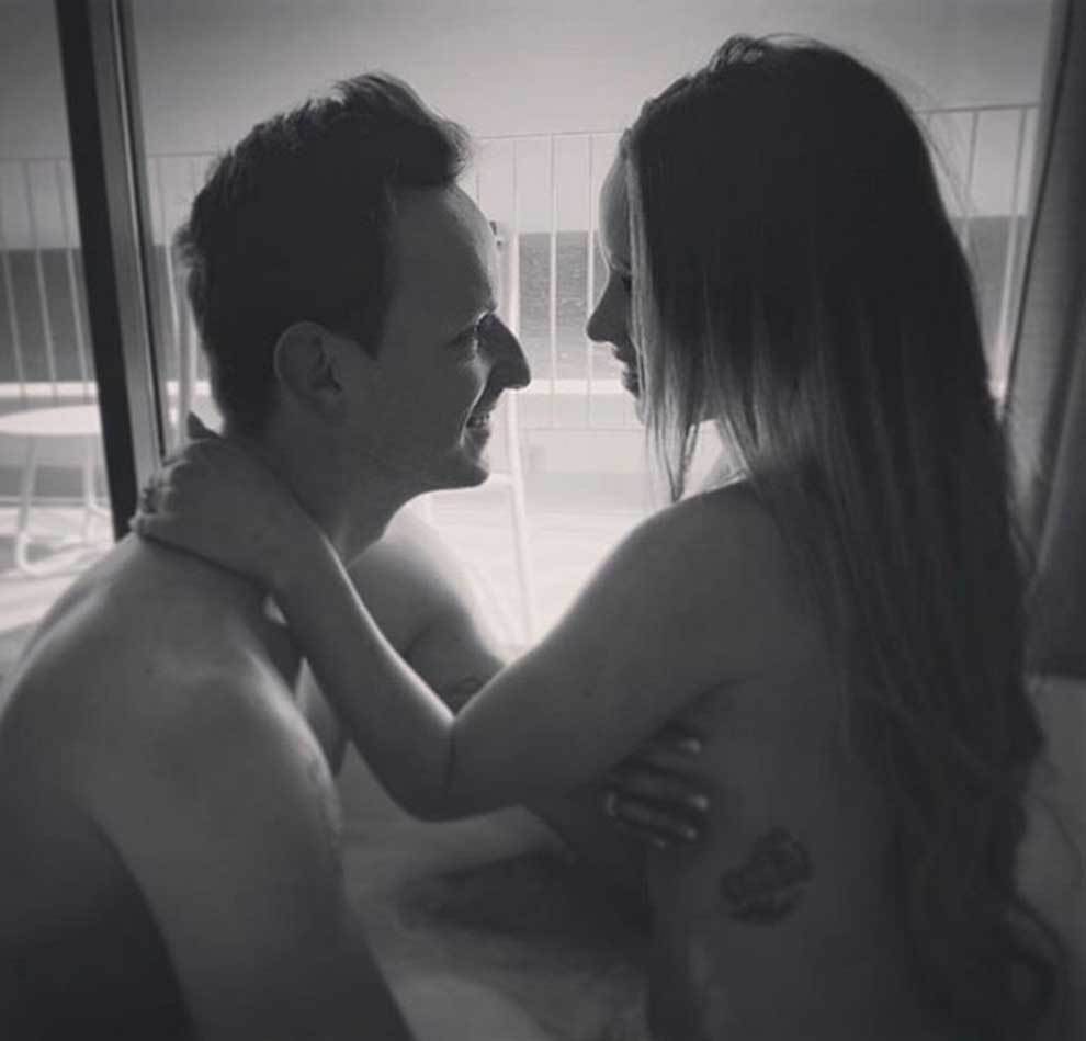 Ivan Rakitic And Raquel Mauri Marca English