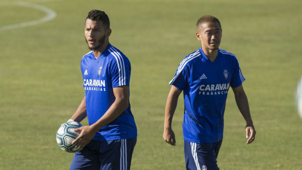 Luis Surez y Kagawa, en un entrenamiento.