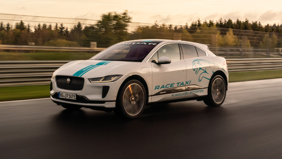 El Jaguar I-Pace es el primer 'taxi elctrico' en Nrburgring