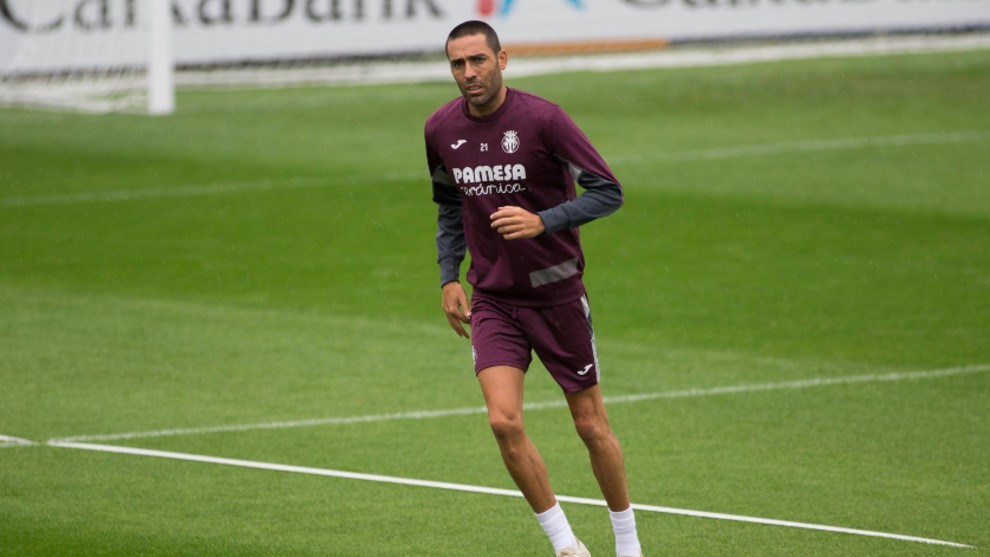 Bruno Soriano en un entrenamiento con el Villarreal