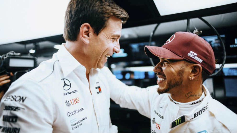 Mercedes ya negocia la renovación de Hamilton
