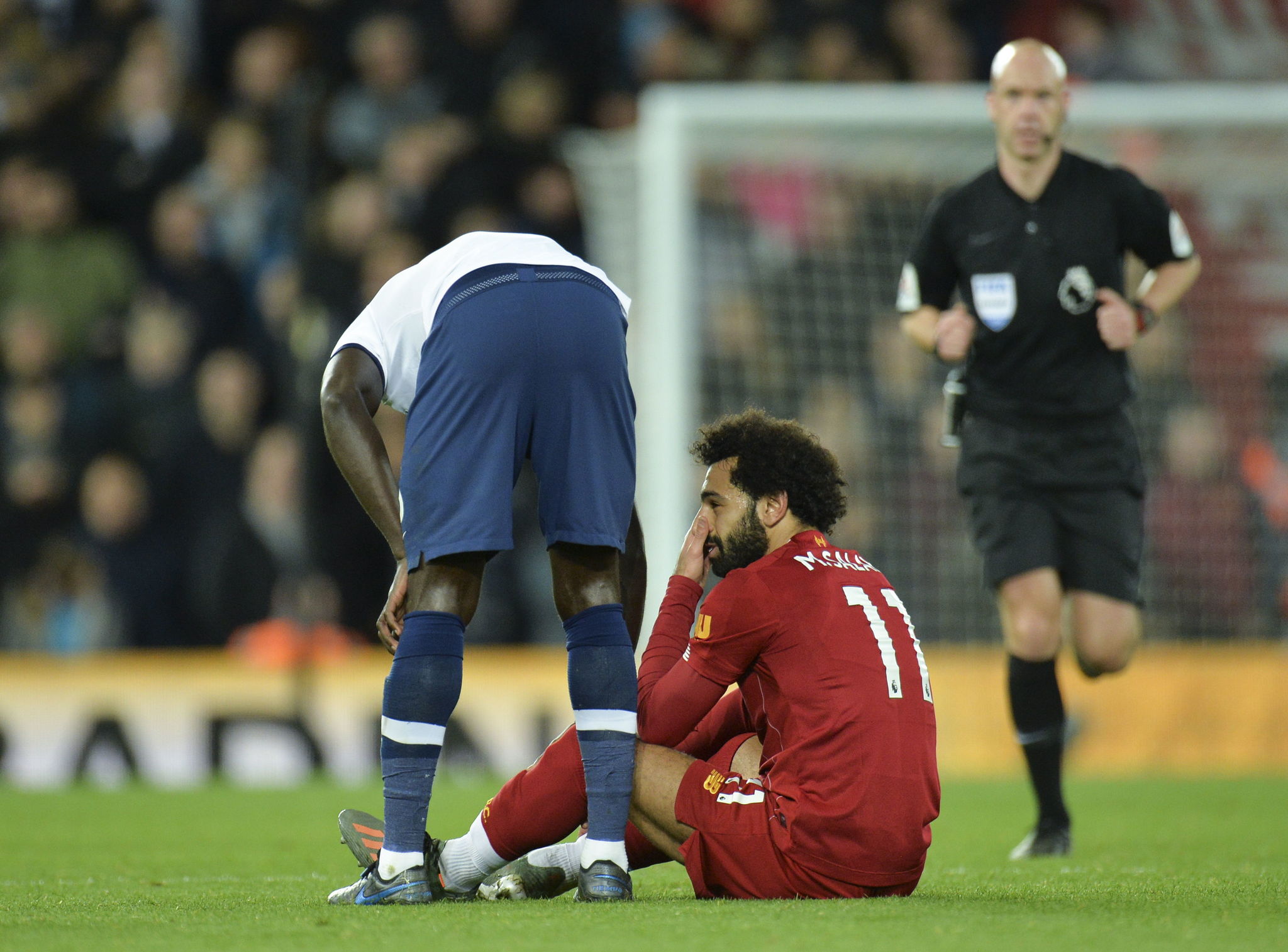 Liverpool (United Kingdom), 27/10/2019.- Liverpools Mohamed <HIT>Salah</HIT> (C) reacts during the English Premier League game between Liverpool FC and Tottenham Hotspur in Liverpool, Britain, 27 October 2019. (Laos, Reino Unido) EFE/EPA/PETER POWELL EDITORIAL USE ONLY. No use with unauthorized audio, video, data, fixture lists, club/league logos or live services. Online in-match use limited to 120 images, no video emulation. No use in betting, games or single club/league/player publications