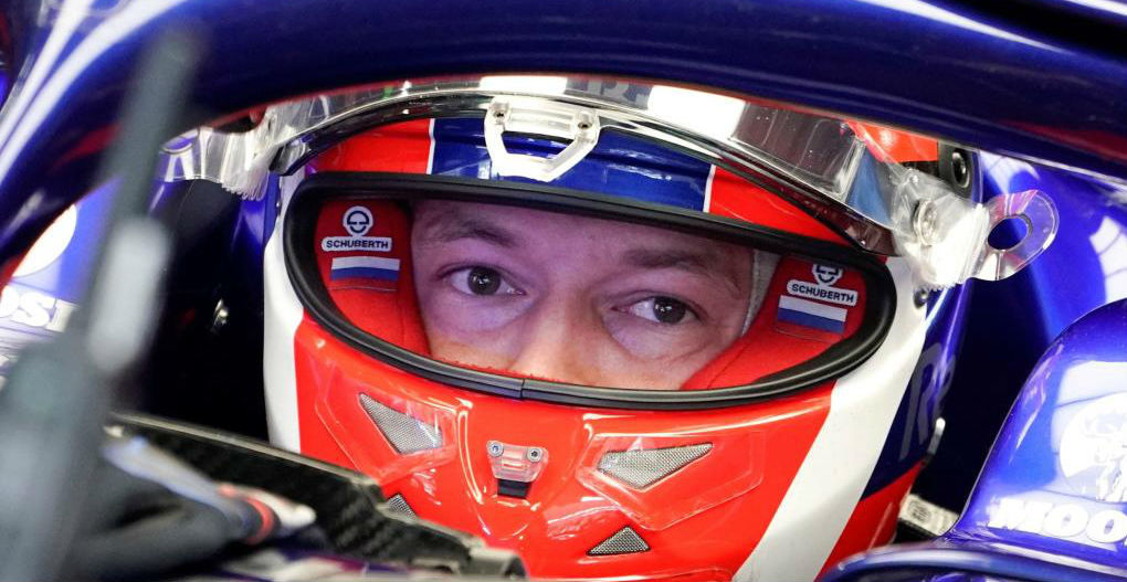 Red Bull 'rehabilita' a Kvyat como posible compañero de Verstappen