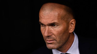 Zidane, en el banquillo ante el Legans.