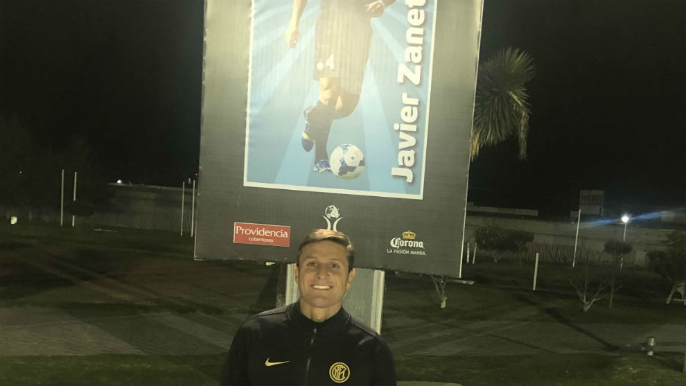 Zanetti, la primera figura internacional en llegar a Pachuca para el Salón de la Fama - Marca Claro México