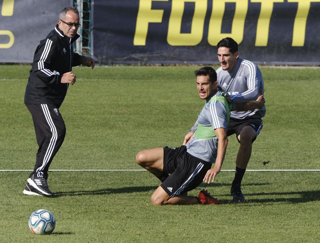 lvaro Cervera junto a Marcos Mauro y Bodiger en un entrenamiento