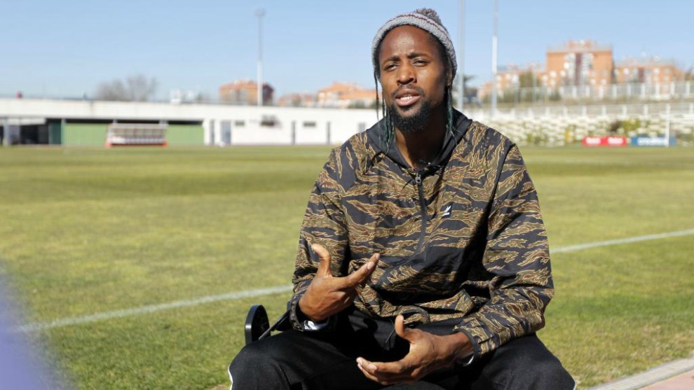 Abdoulaye Ba, en la Ciudad Deportiva rayista, en una entrevista con...