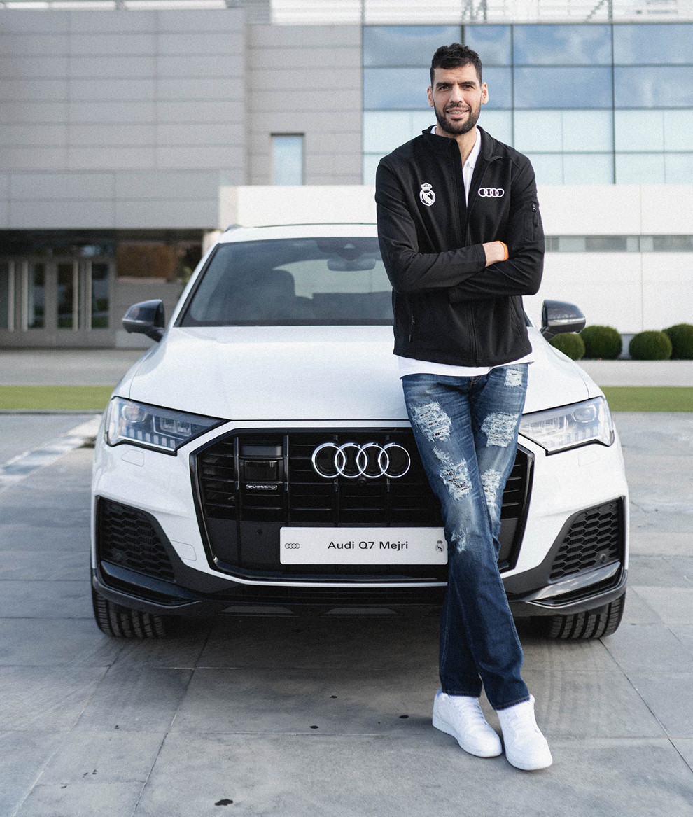 Salah Mejri Eligi Un Q7 Blanco el nico Del MARCA