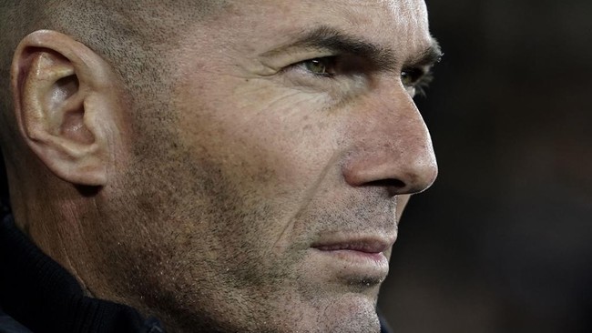 Zinedine Zidane, durante el partido ante el Brujas