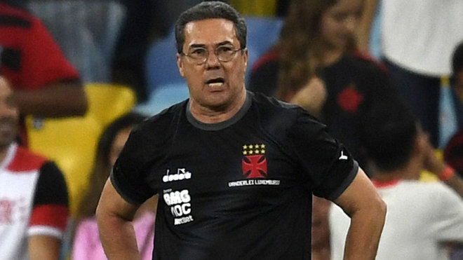 Vanderlei Luxemburgo, entrenador del Vasco de Gama.