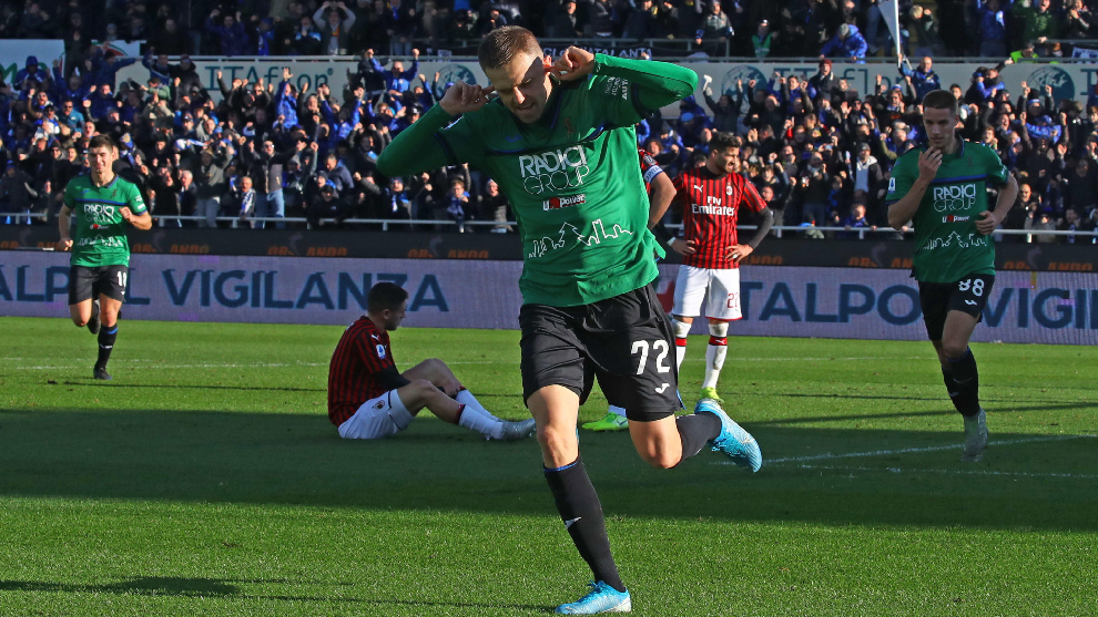 Ilicic celebrates against Milan
