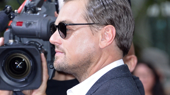 Leonardo DiCaprio salva la vida a un hombre en el Caribe.