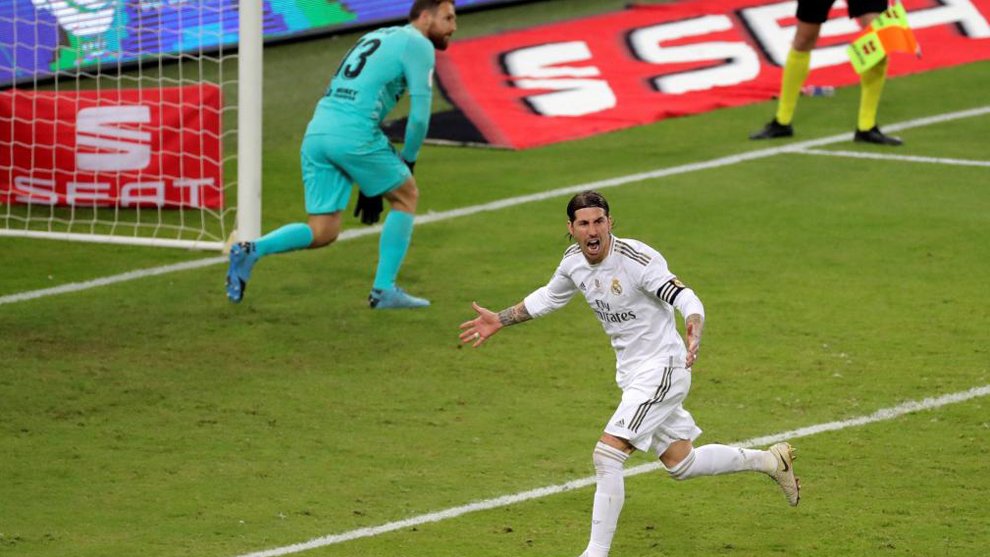 Ramos celebra el penalti que dio el ttulo al Real Madrid.