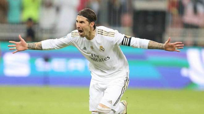 Ramos celebra la victoria tras marcar el penalti decisivo.