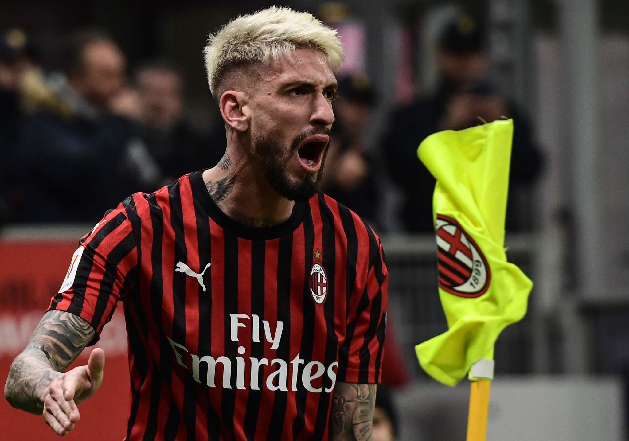 AC Milans Spanish forward Samu <HIT>Castillejo</HIT> celebrates after scoring during the Italian Cup (Coppa Italia) round of 16 football match AC Milan vs SPAL on January 15, 2020 at the San Siro stadium in Milan. (Photo by Miguel MEDINA / AFP)