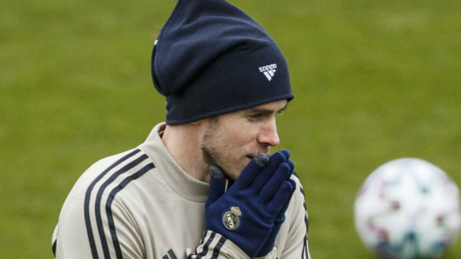 Bale, durante el entrenamiento de ayer en Valdebebas