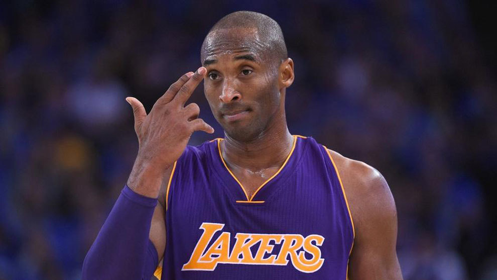 Rockets play through pain after Kobe Bryant's death