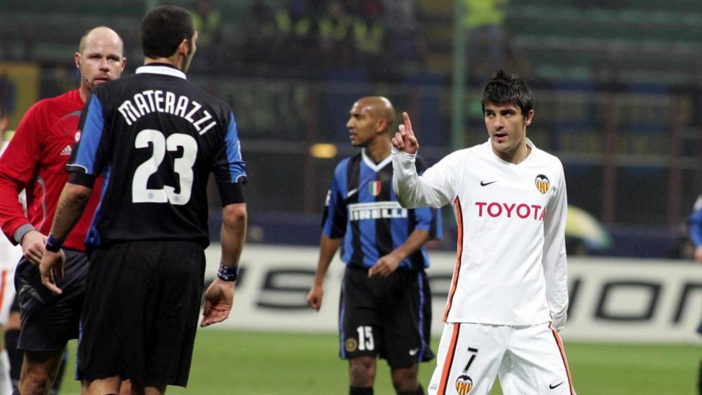Villa discute con Materazzi en el partido disputado en 2007 en San...