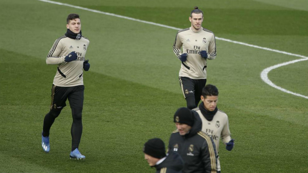 Bale y Jovic, en un entrenamiento de esta temporada en Valdebebas.