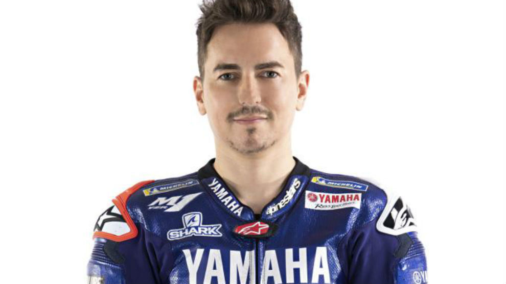 Jorge Lorenzo, vestido como probador de Yamaha.