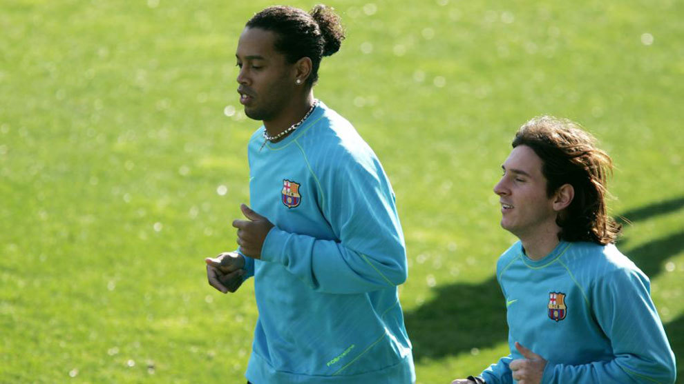 Barcelona Messi S Entourage Deny A Plan To Help Remove Ronaldinho