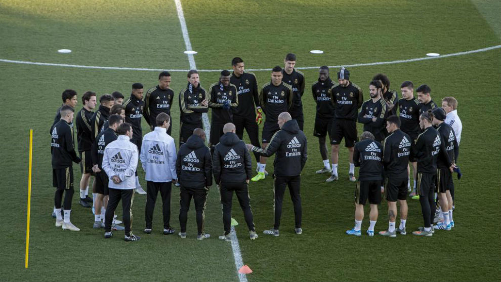 La plantilla del Real Madrid, durante un entrenamiento.