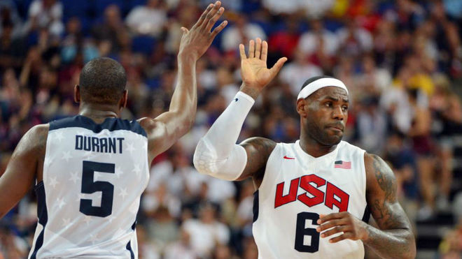 LeBron James y Kevin Durant jugaron juntos en los Juegos Olmpicos de...