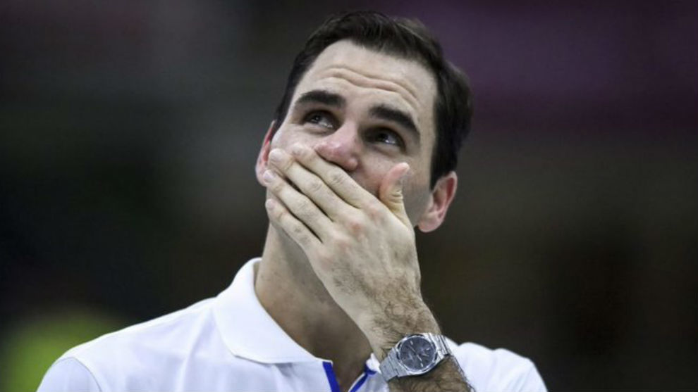 Federer llora en la pista