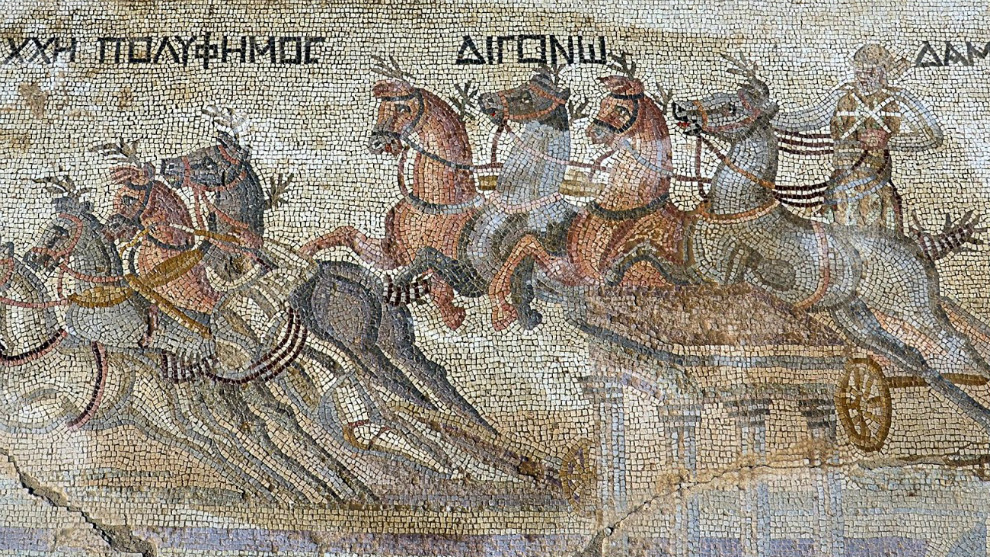 Mosaico romano que representa una carrera de cudrigas.