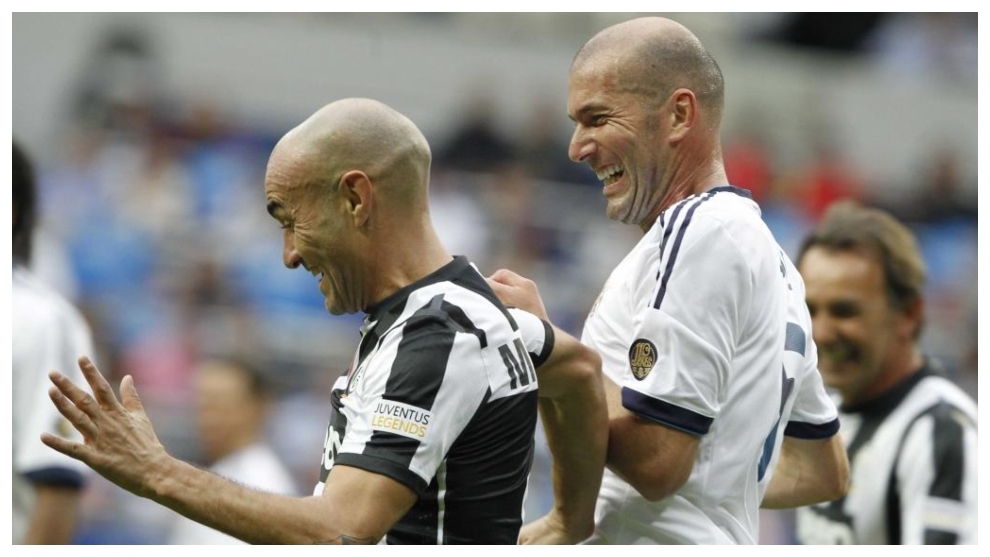 Montero y Zidnane, en un partido de veteranos entre la Juventus y el...