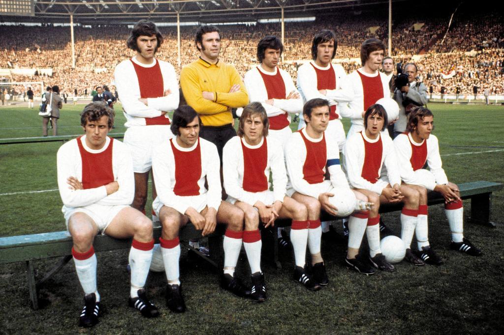 Ajax 1972 European Cup Champs 8x10 B&W Team Photo 