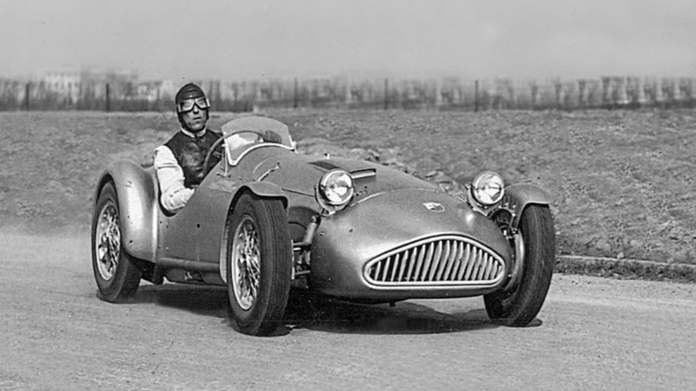 Esta imagen es la primera de una victoria de Abarth y la última en carrera de un triunfo de Nuvolari.