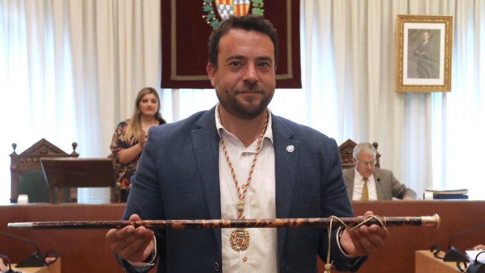 Alex Pastor, alcalde de Badalona, dimite por saltarse el confinamiento...