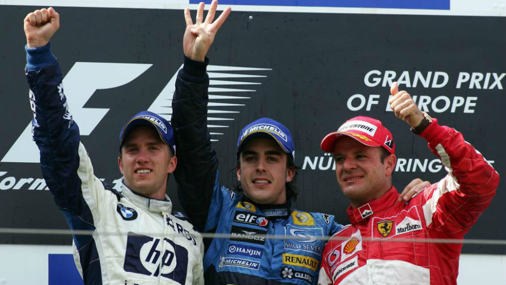 Heidfeld, Alonso y Barrichello, en un podio.