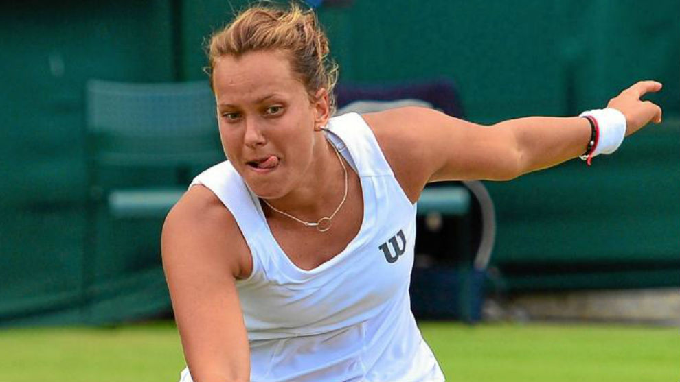 Strycova, durante un partido en Wimbledon