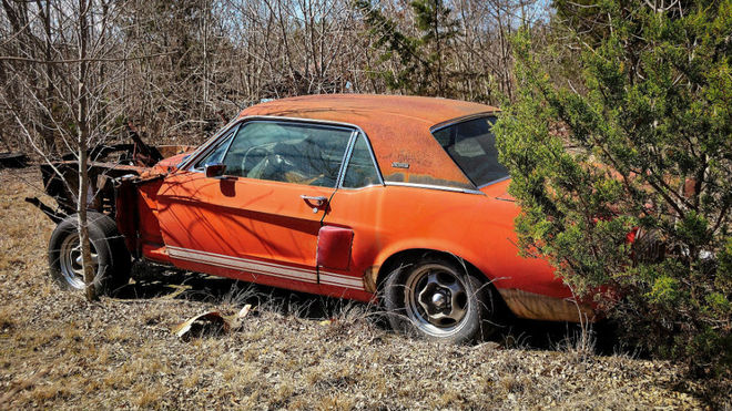  Ford Mustang  El increíble descubrimiento de 'Little Red' después de   años desaparecido