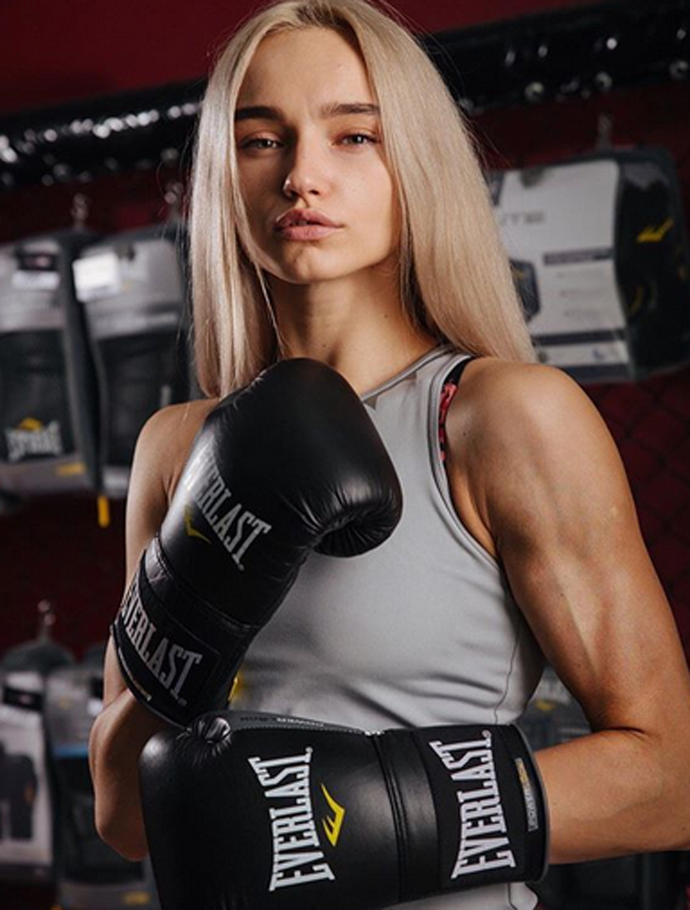 10 Hottest Female Boxers - Bank2home.com