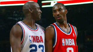 Kobe Bryant y Michael Jordan en un All Star