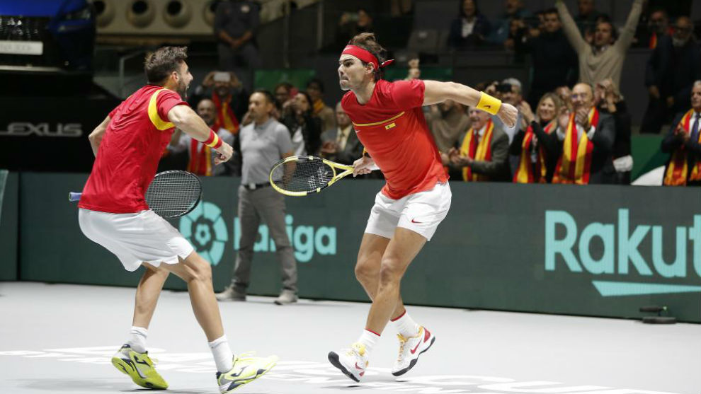 Granollers y Nadal saltan para celebrar una victoria en Copa Davis