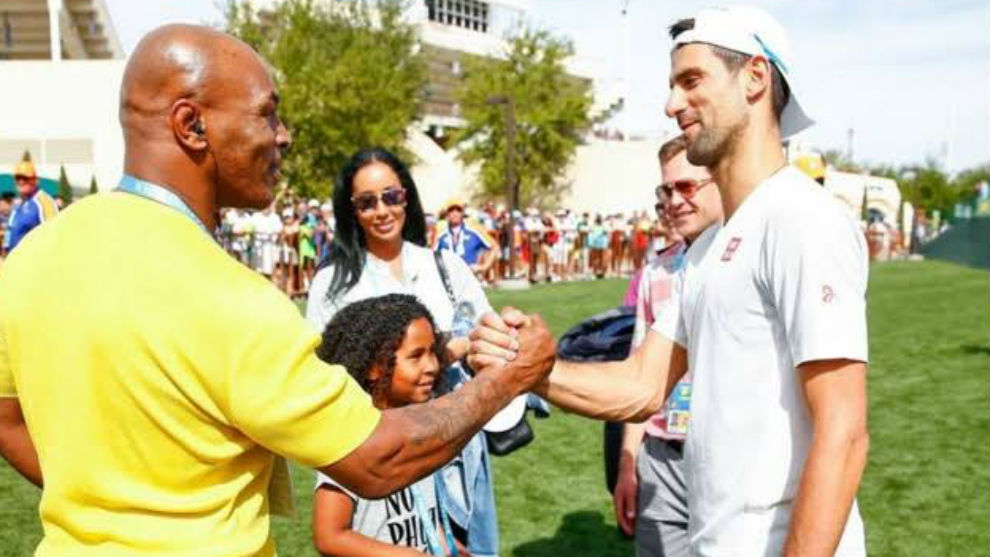 Tyson saluda a Djokovic en Indian Wells