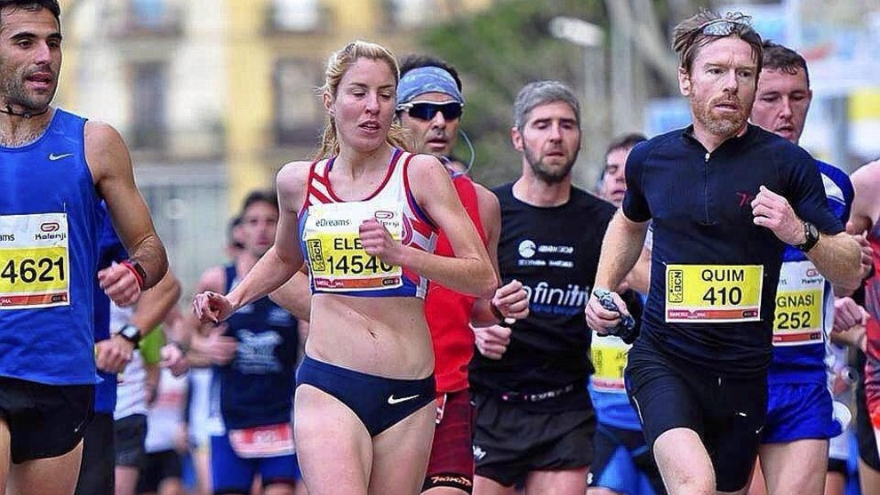 La atleta paralmpica Elena Congost en la media maratn de Barcelona