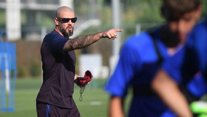 Victor Valdes to become head coach of Unio Atletica d'Horta