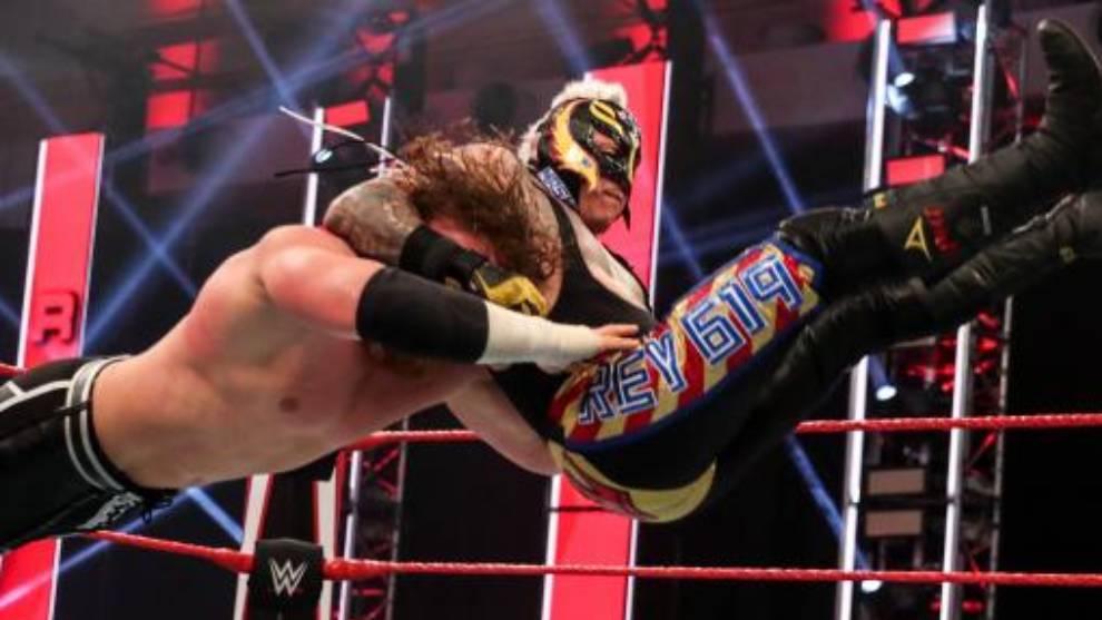Rey Mysterio y su rivalidad con Seth Rollins