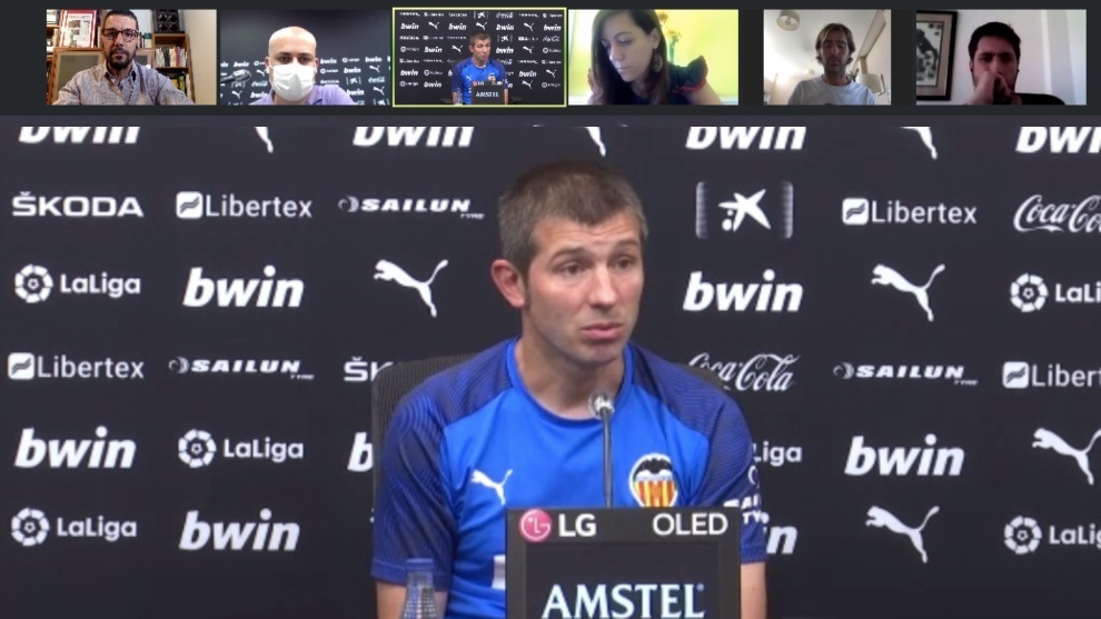 Albert Celades, en un momento de la videoconferencia de prensa.