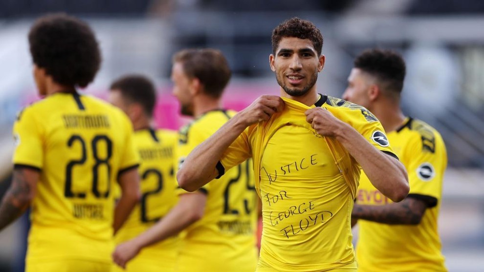 Dortmund's sporting director confirms they want to loan Achraf for another year