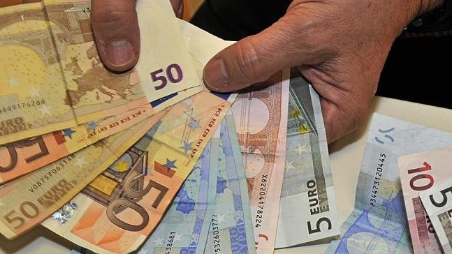 El PSOE quiere eliminar los pagos en efectivo pero la UE le contradice